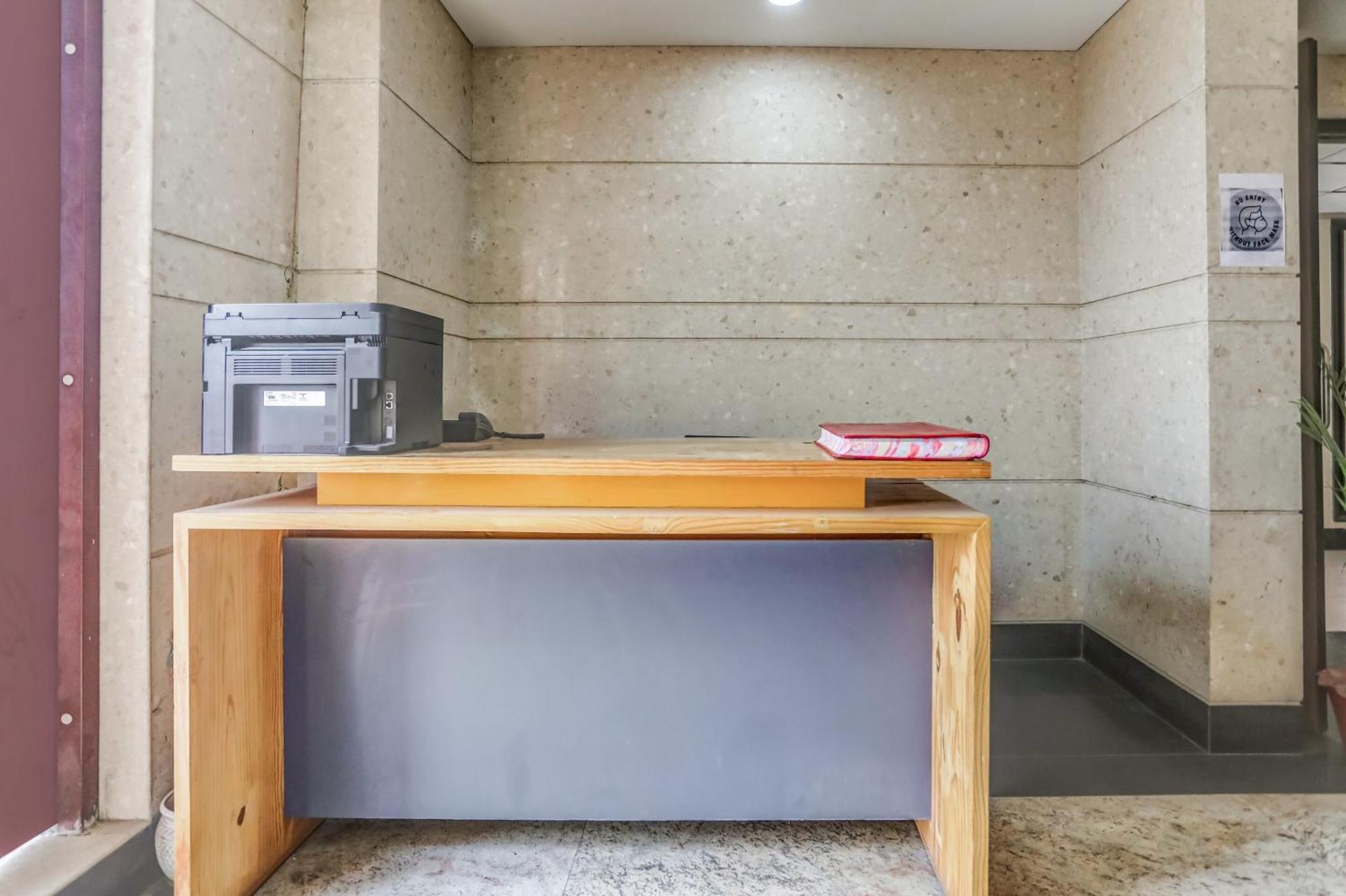 Collection O Limewood Stay Gurgaon Exterior photo